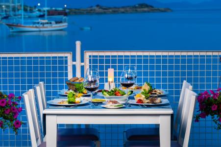 ROYAL ASARLIK BEACH HOTEL AND SPA Restaurants